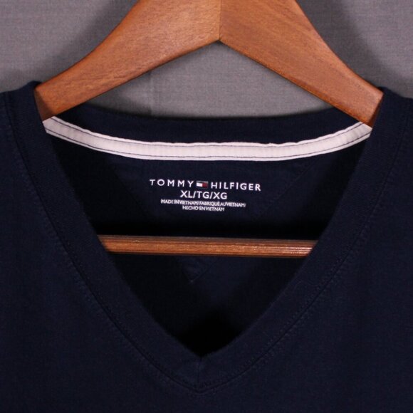 Tommy Hilfiger XL V-Neck T-Shirt Navy Blue Preppy Minimalist Casual Menswear Tee - Picture 3 of 10